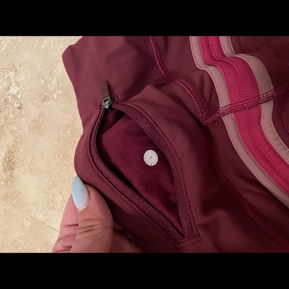 Lululemon leggings - Picture 4 of 5